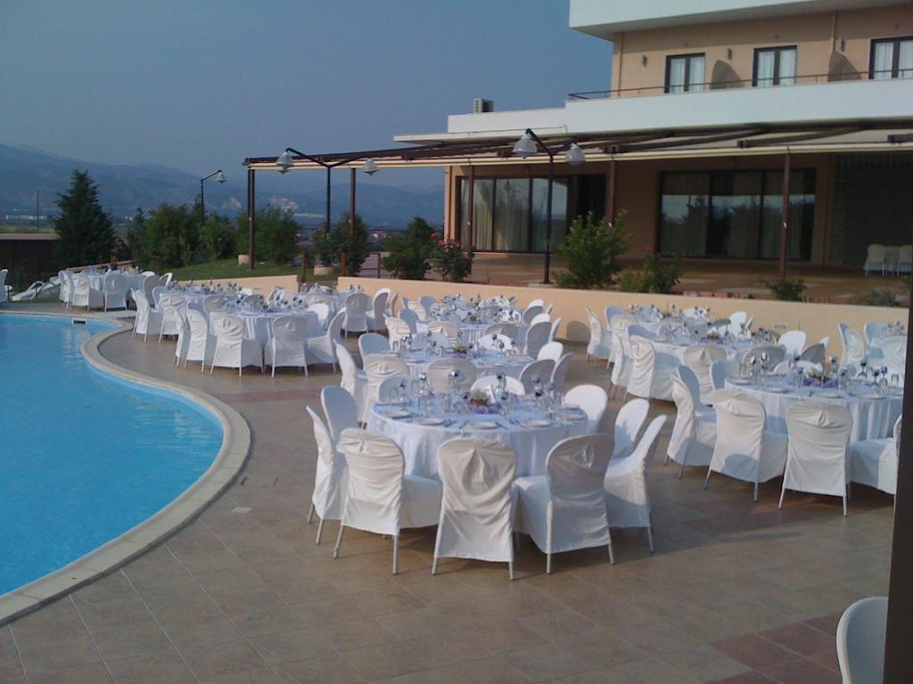 Achillio Hotel Komotini Exteriör bild
