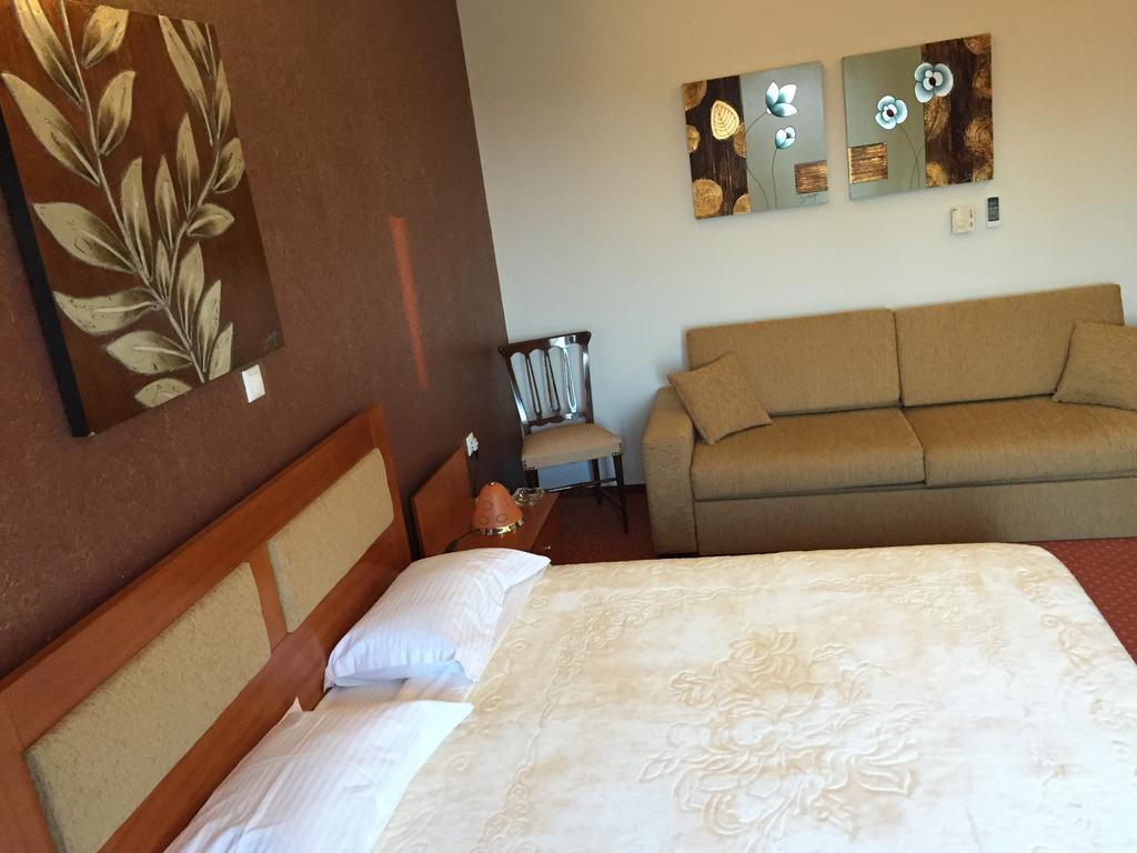 Achillio Hotel Komotini Exteriör bild